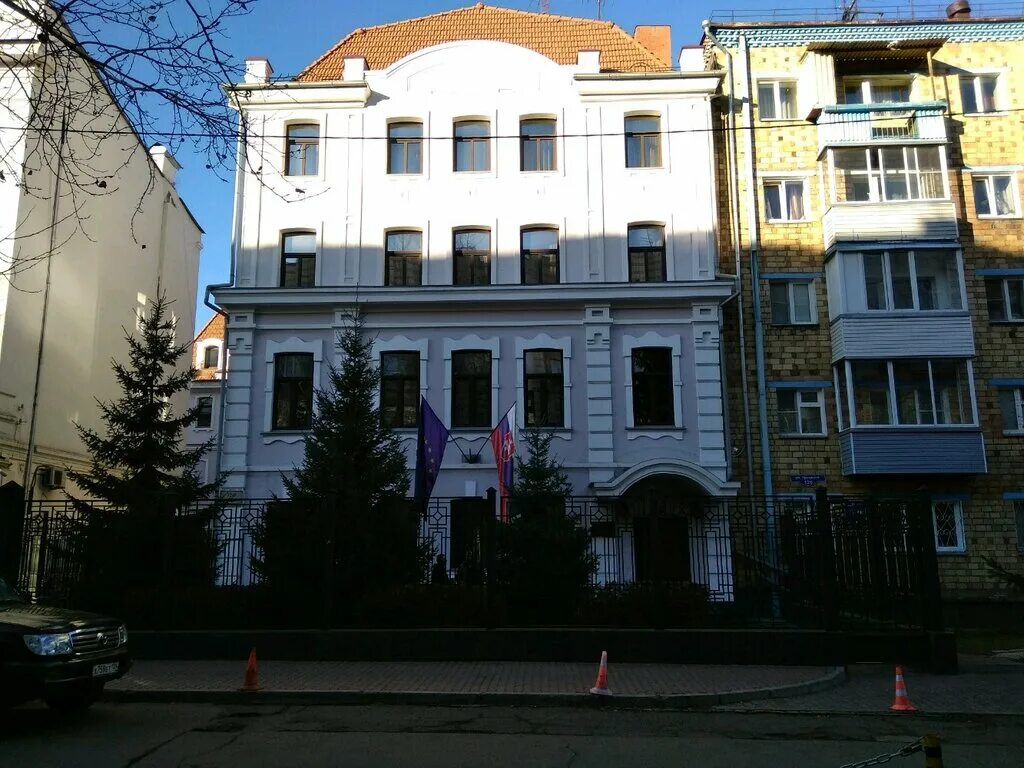 Улица урицкого красноярск. Урицкого 124. Почетное консульство словацкой республики, красноярск. Урицкого 113 красноярск. Ул.