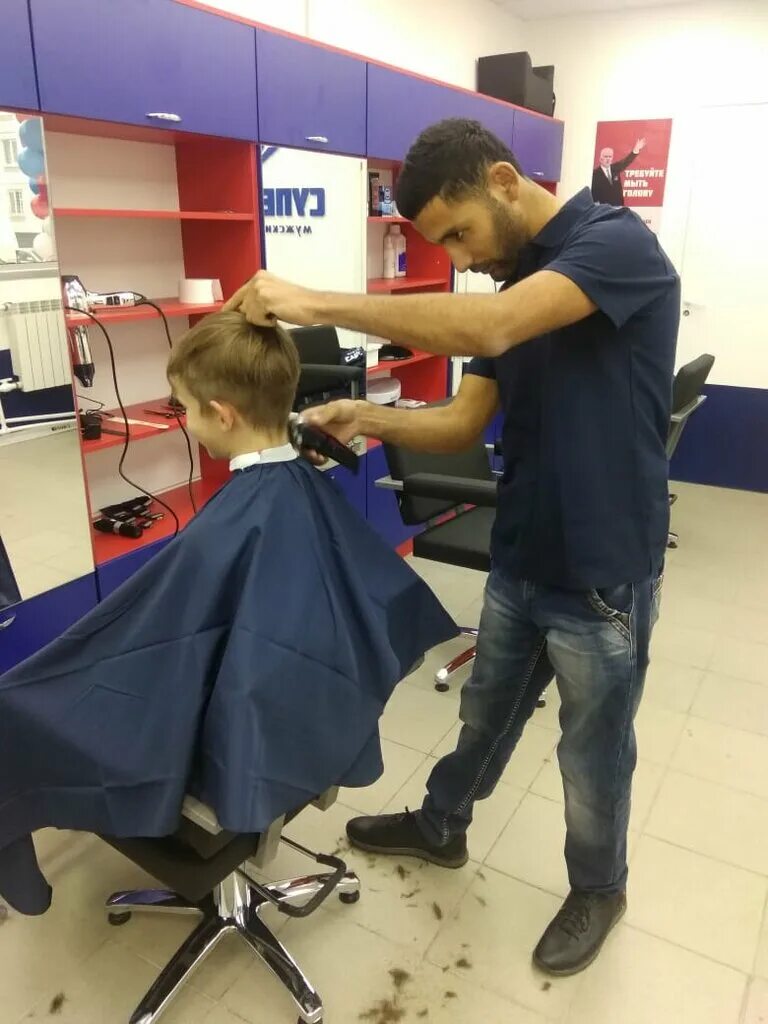 ремзи бегишев барбер. Oldboy barbershop самара. мистер орлов рязань барбершоп. Gentleman barbershop redondo. парикмахерская супермен на академической.