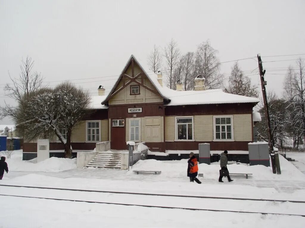 Погода п новгородское. Железная дорога Окуловка Неболчи. Поезд Окуловка Неболчи. Окуловка Неболчи. Неболчи станция ЖД.