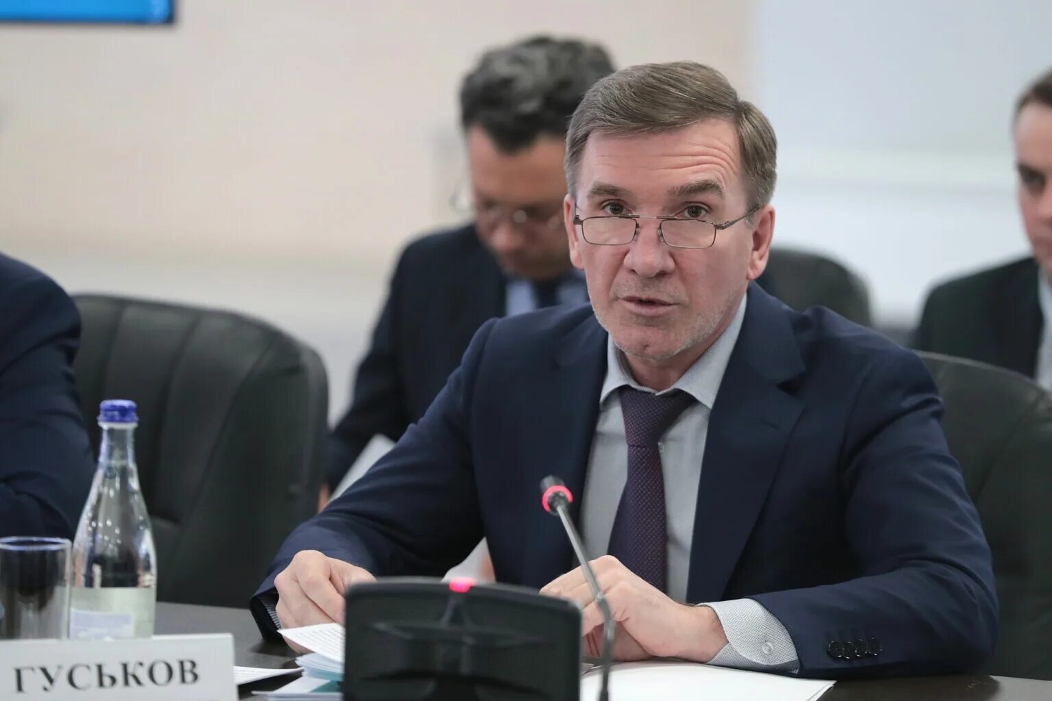 Гуськов заместитель губернатора ростовской области. Гуськов заместитель губернатора. Гуськов игорь александрович. Игорь гуськов ростовская область. Гуськов заместитель губернатора ростовской области.
