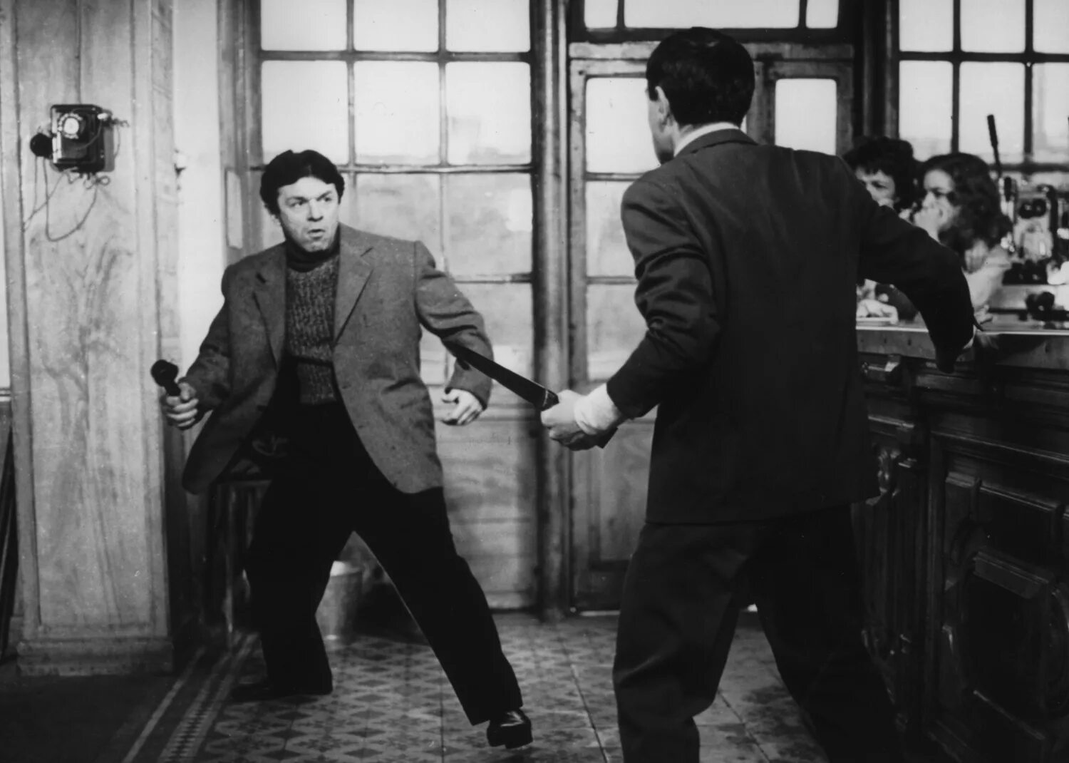 Shoot the piano player. Стреляйте в пианиста 1960. Стреляйте в пианиста фильм. Стреляйте в пианиста 1960 кадры. Мишель Мерсье стреляйте в пианиста.