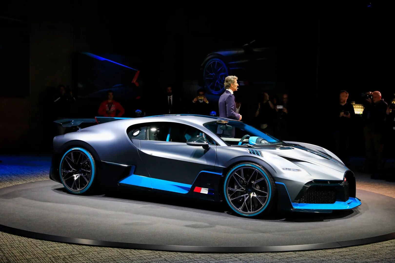 Бугатти диво. Бугатти диво 2023. Bugatti Diva 2021. Bugatti Diva гиперкар. Bugatti divo 2021