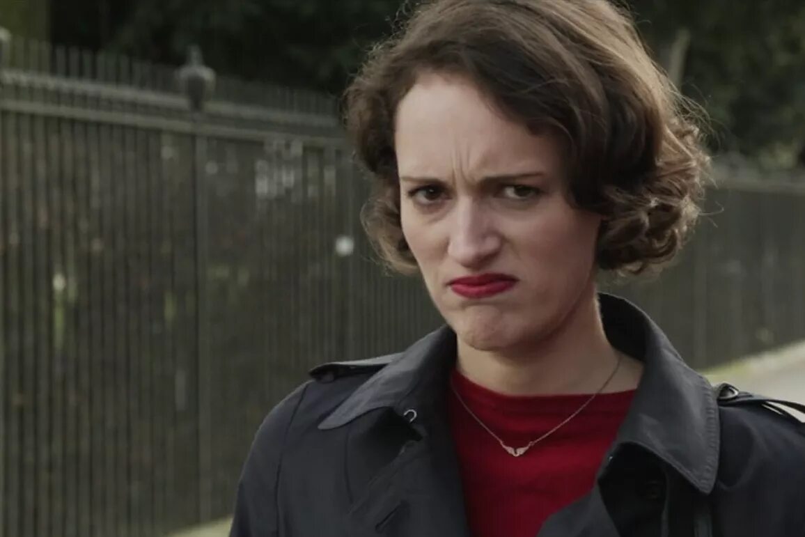 Fleabag watch. Фиби Уоллер-бридж дрянь. Фиби Уоллер бридж Флибэг.