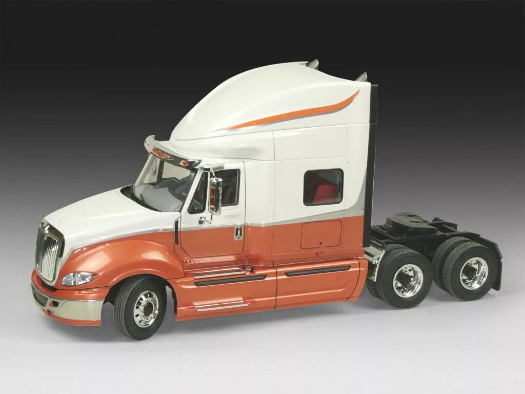 Revell 07411 International Prostar. Тягач International Prostar. International Prostar 2011. Revell International Prostar. Купить модели тягачей