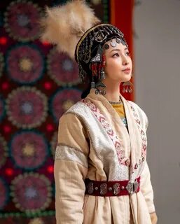 Әнші Нюша ххх