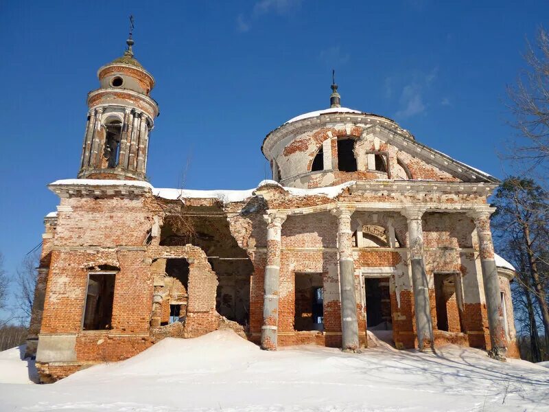 храм анастасии узорешительницы лабытнанги. храм в теплом. храм великомученицы анастасии узорешительницы в теплом стане. г. церковь анастасия узорешительница теплый стан.
