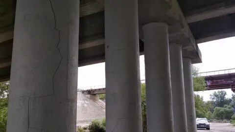 Колонны моста