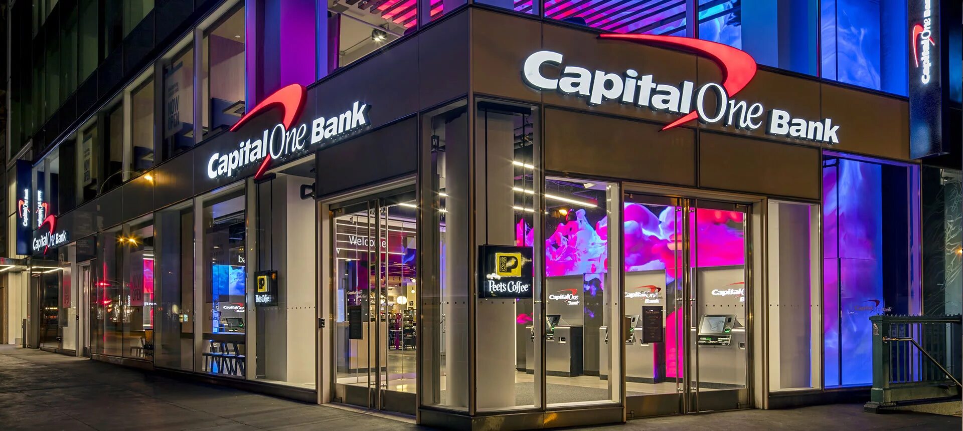 Capital one. Капитал уан банк. Капитал банк фото. Банк first Capital.