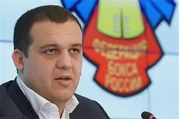 Умар кремлев жена и дети фото Умар Кремлев разоблачил женщину, просящую подаяние около храма Дзен