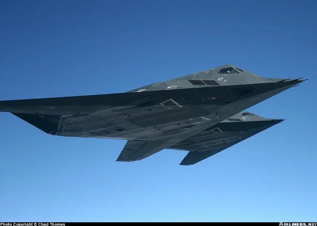 Истребитель стелс. F 117 стелс. F-117 Nighthawk. Lockheed f-117 Nighthawk. Стелс самолет невидимка.