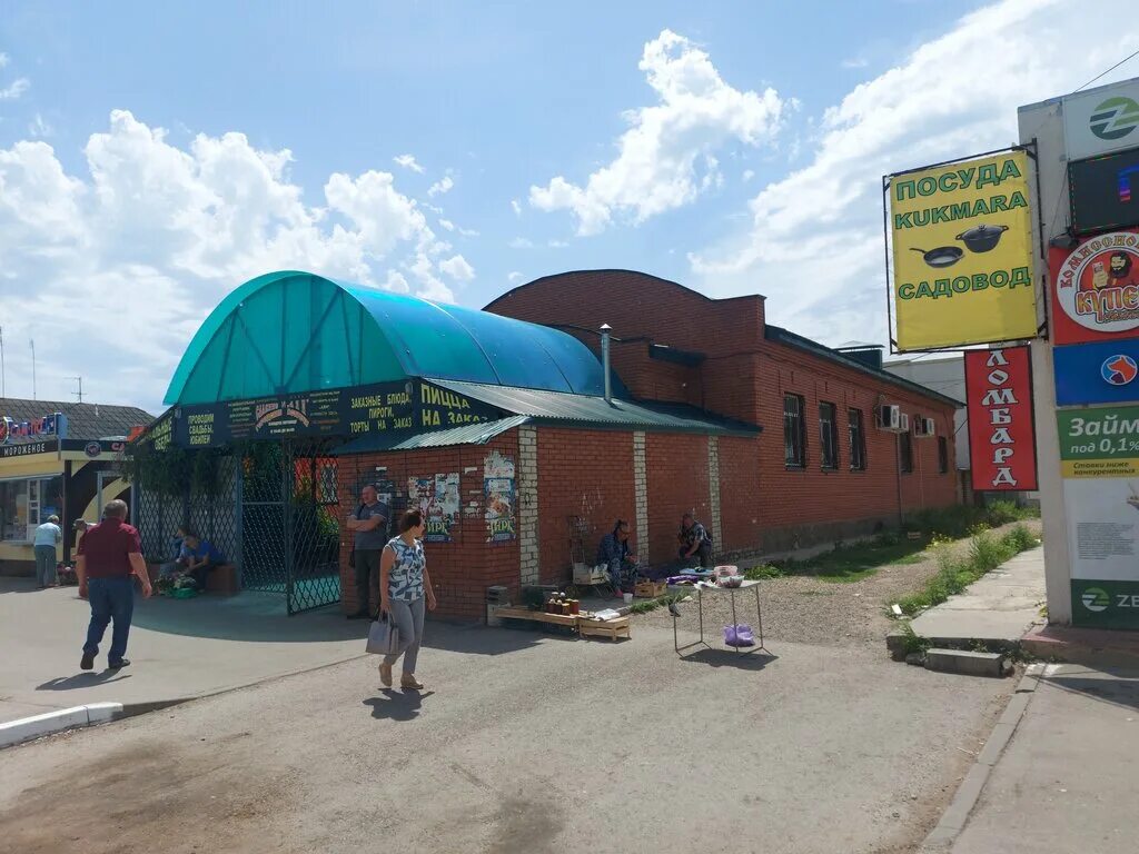 агропарк самара внутри. торгово рыночный комплекс лира. торговый центр чапаевск запорожская 18а. красивый мини рынок. чапаевск запорожская 20.
