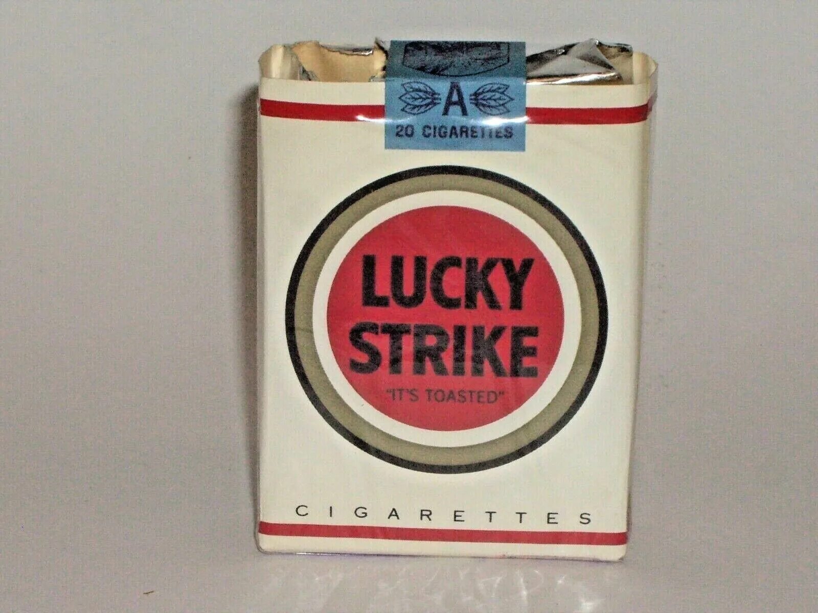 Сигареты Lucky Strike Compact. Лаки страйк премиум Блю. Лаки страйк компакт синий. Lucky Strike сигареты Blue. Лаки страйк красные