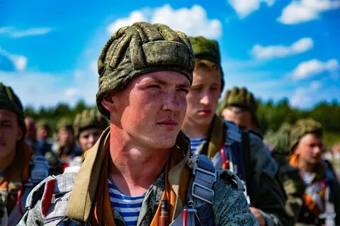 Десантура содержание