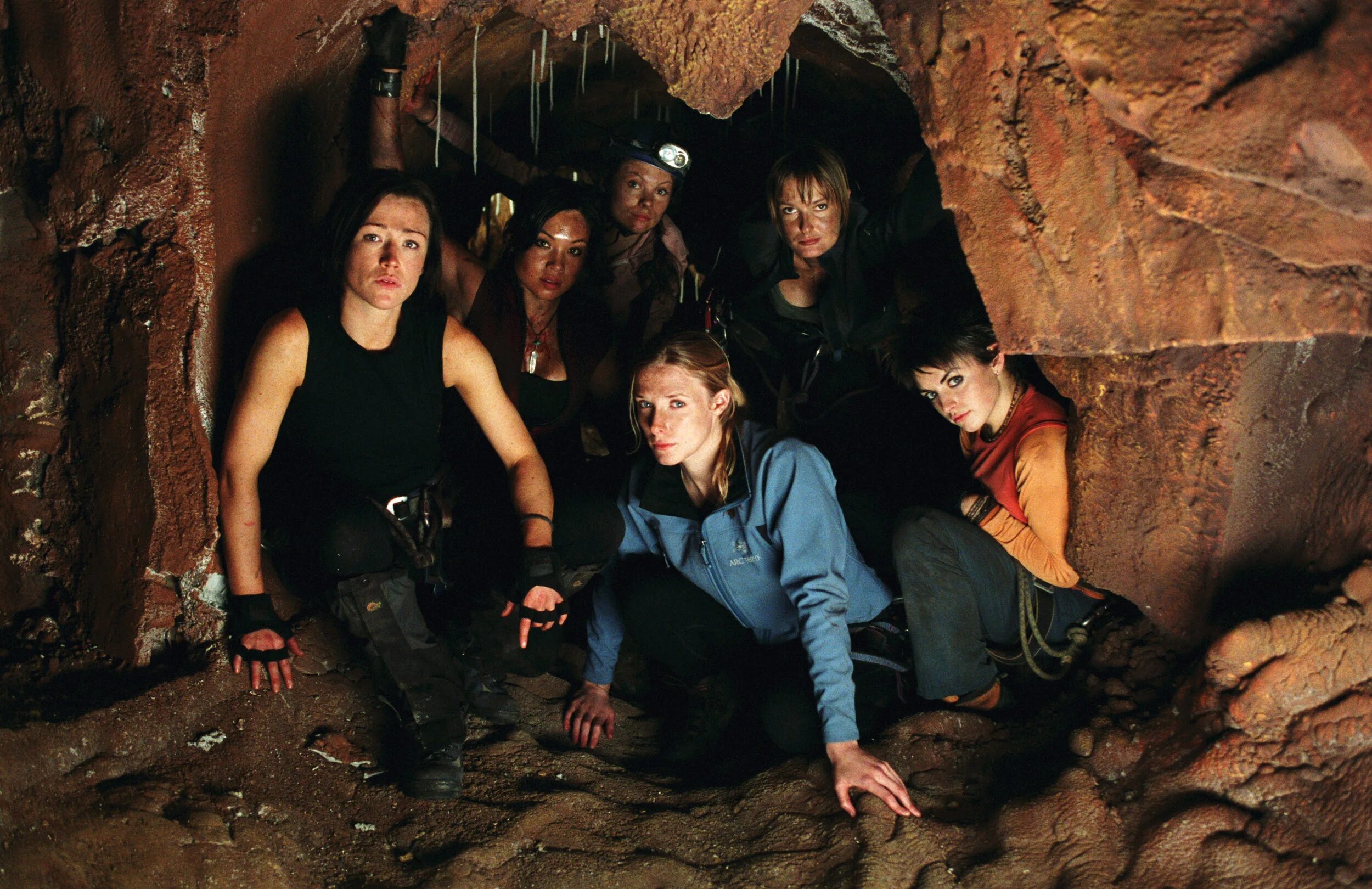 Cave horror project как играть с друзьями