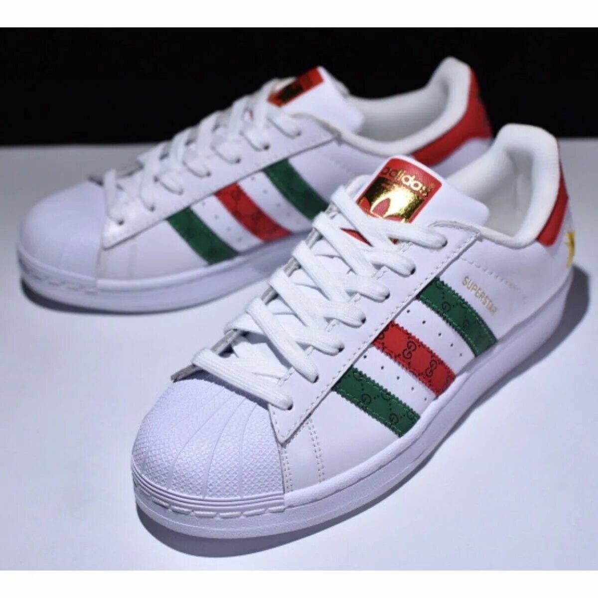 Adidas Superstar Gucci. Adidas Gazelle Gucci. Адидас гуччи кроссовки суперстар. Адидас гуччи кеды. Кроссовки адидас гуччи