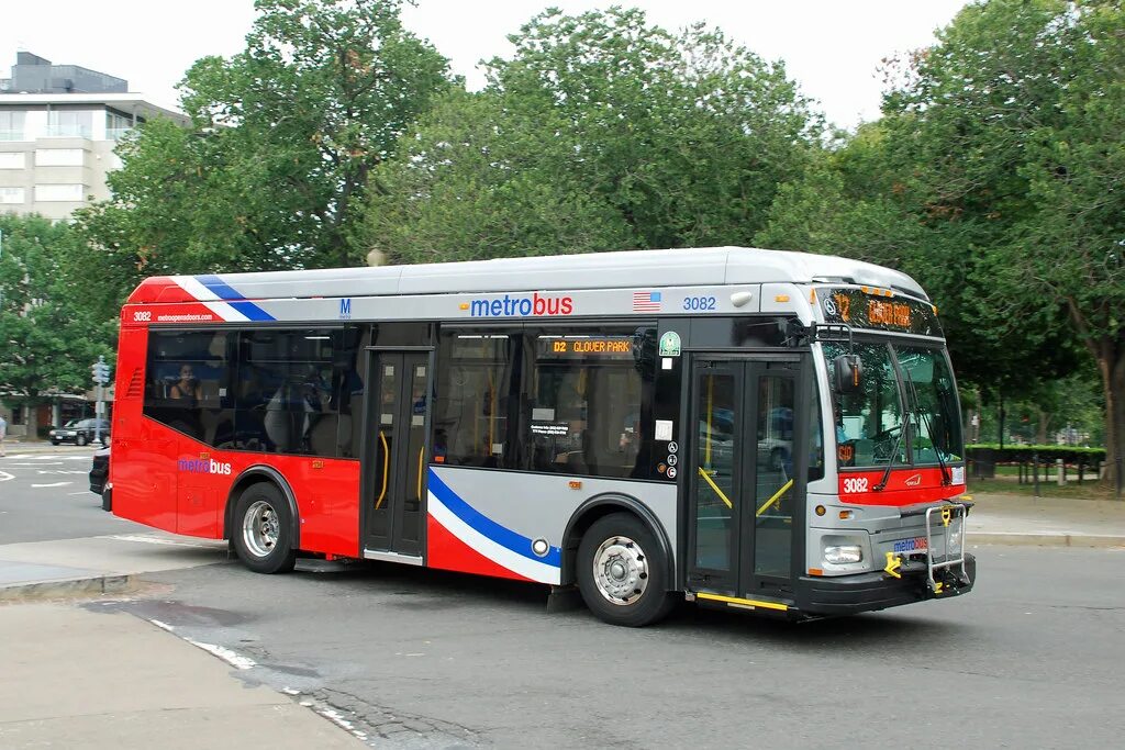 Купить автобус метро. Автобус гугл. Автобусы Вашингтона. Metrobus Georgia автобус. Автобус DC Luxuria.