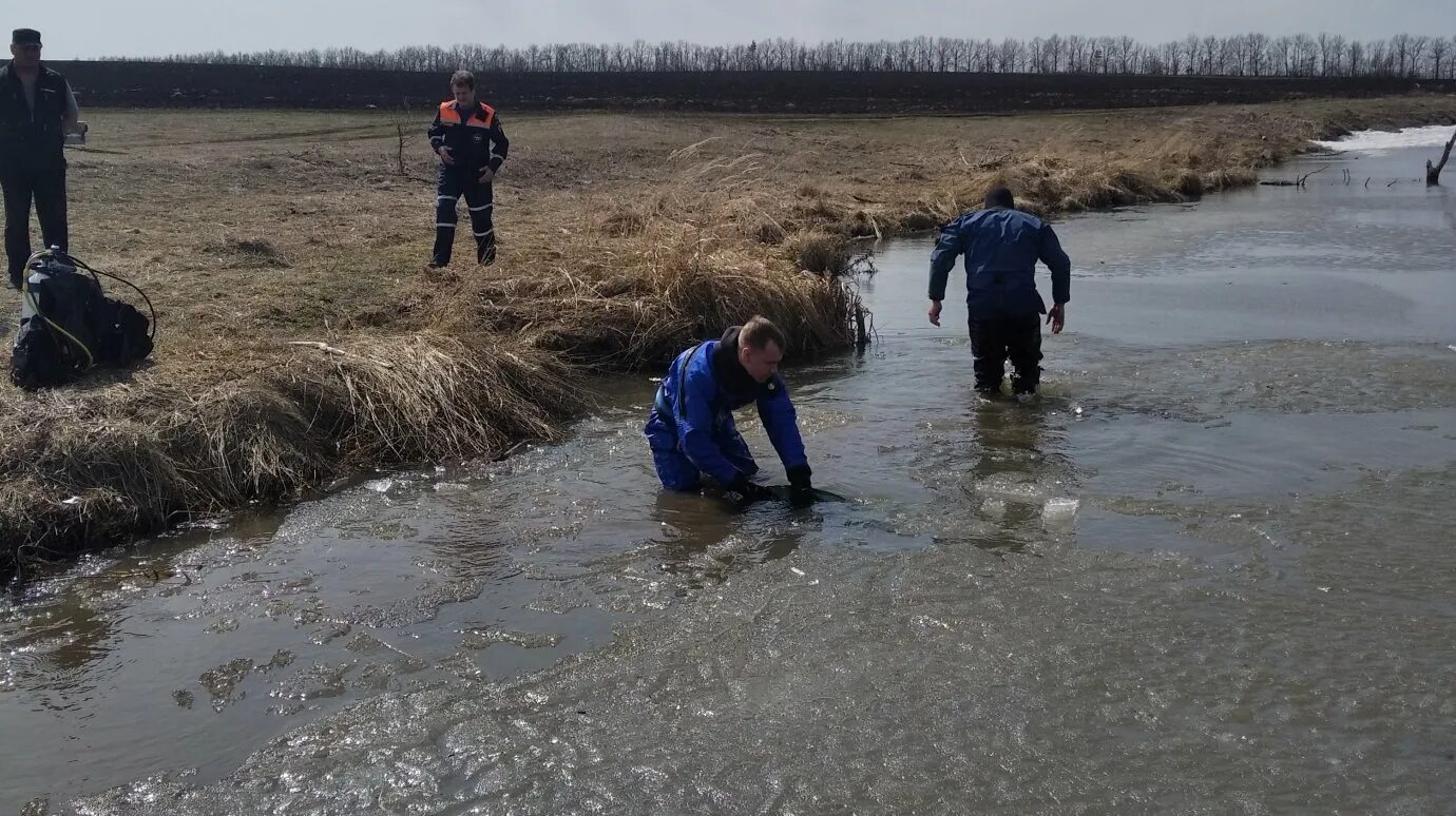 Происшествия утонувшие. Река Шуварда. Утонул Рыбак в Ростовской области.