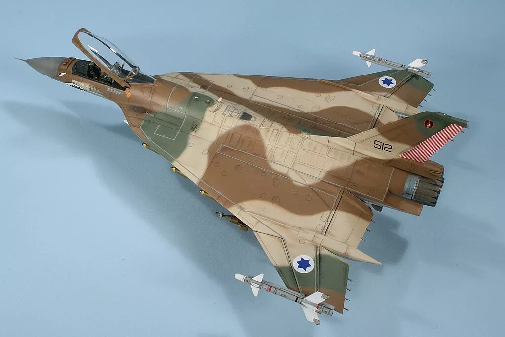 70 1 48. Kinetic f-16 XL. F-16xl. F-16xl чертежи. Модель f 16 1/48 от Кинетик.