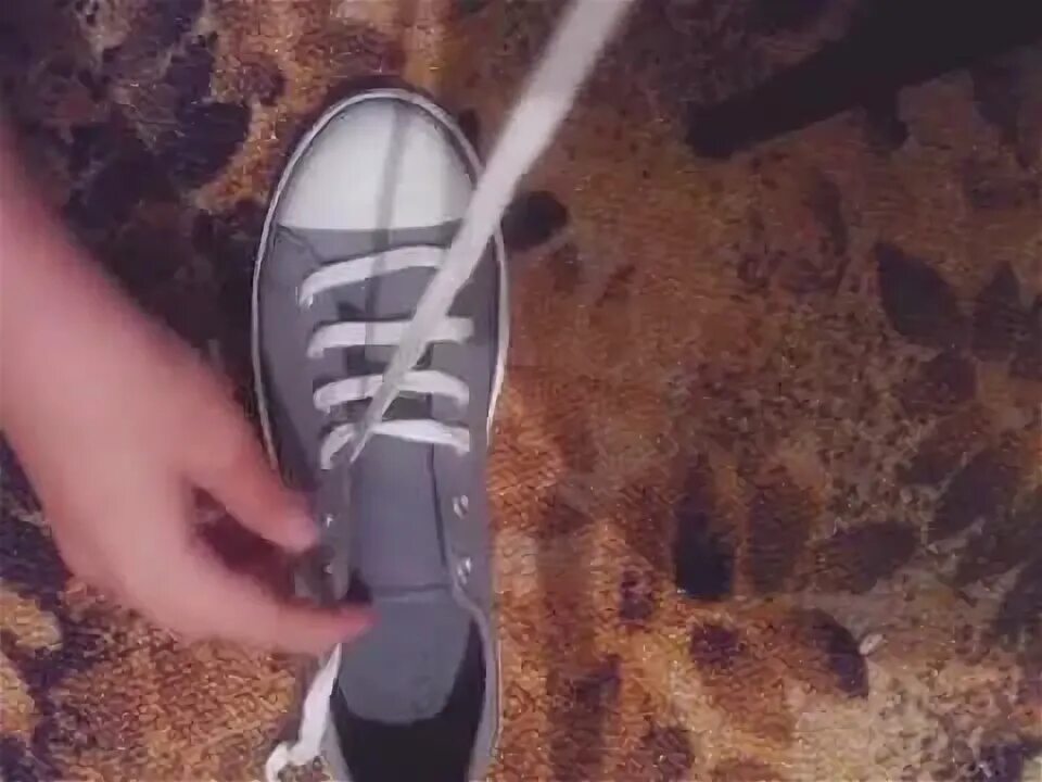 Как сделать кроссовки побольше