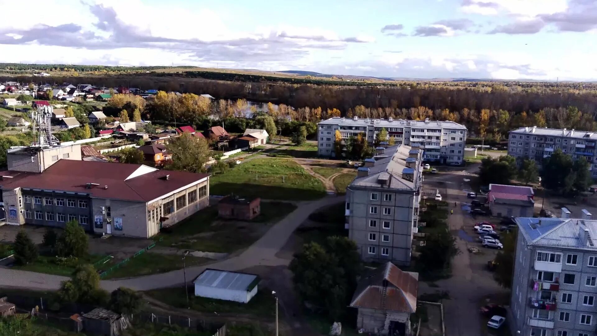 Саяны подсинее 2014. Село подсинее хакасия. С подсинее дом культуры. Село подсинее абакан. Верхнеимбатск красноярский край.