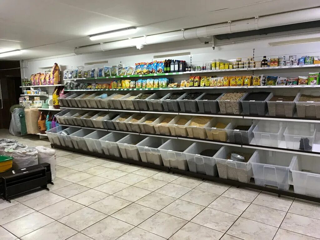 Сельский дворик продукция для животных. Сельский дворик магазин. Сельский дворик саранск. Крутово музей сельский дворик. Сельский дворик в курилово.