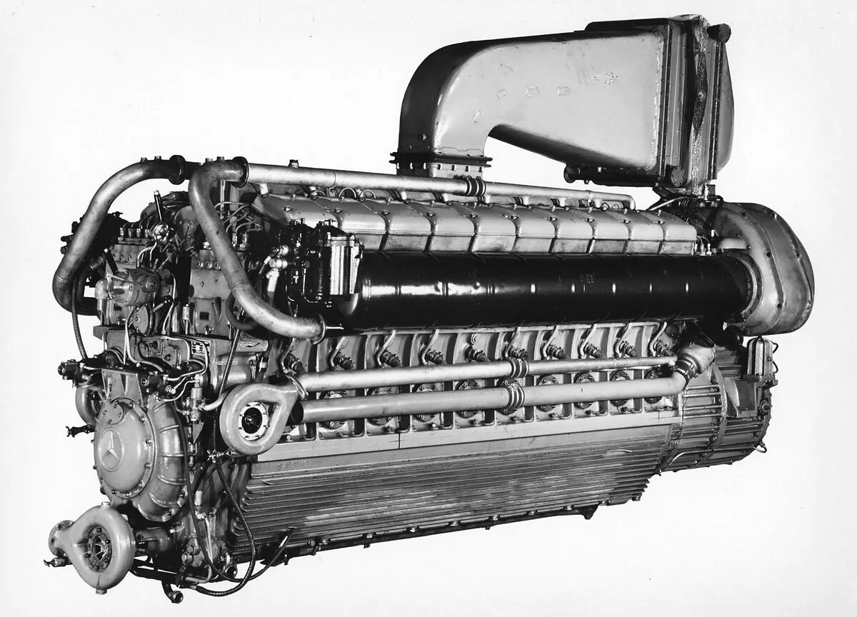 Немецкие двигатели автомобилей. Daimler-Benz DB 602. V-образный 6-цилиндровый дизель Daimler-Benz mb833. Daimler-Benz MB 507. Даймлер Бенц д407в.