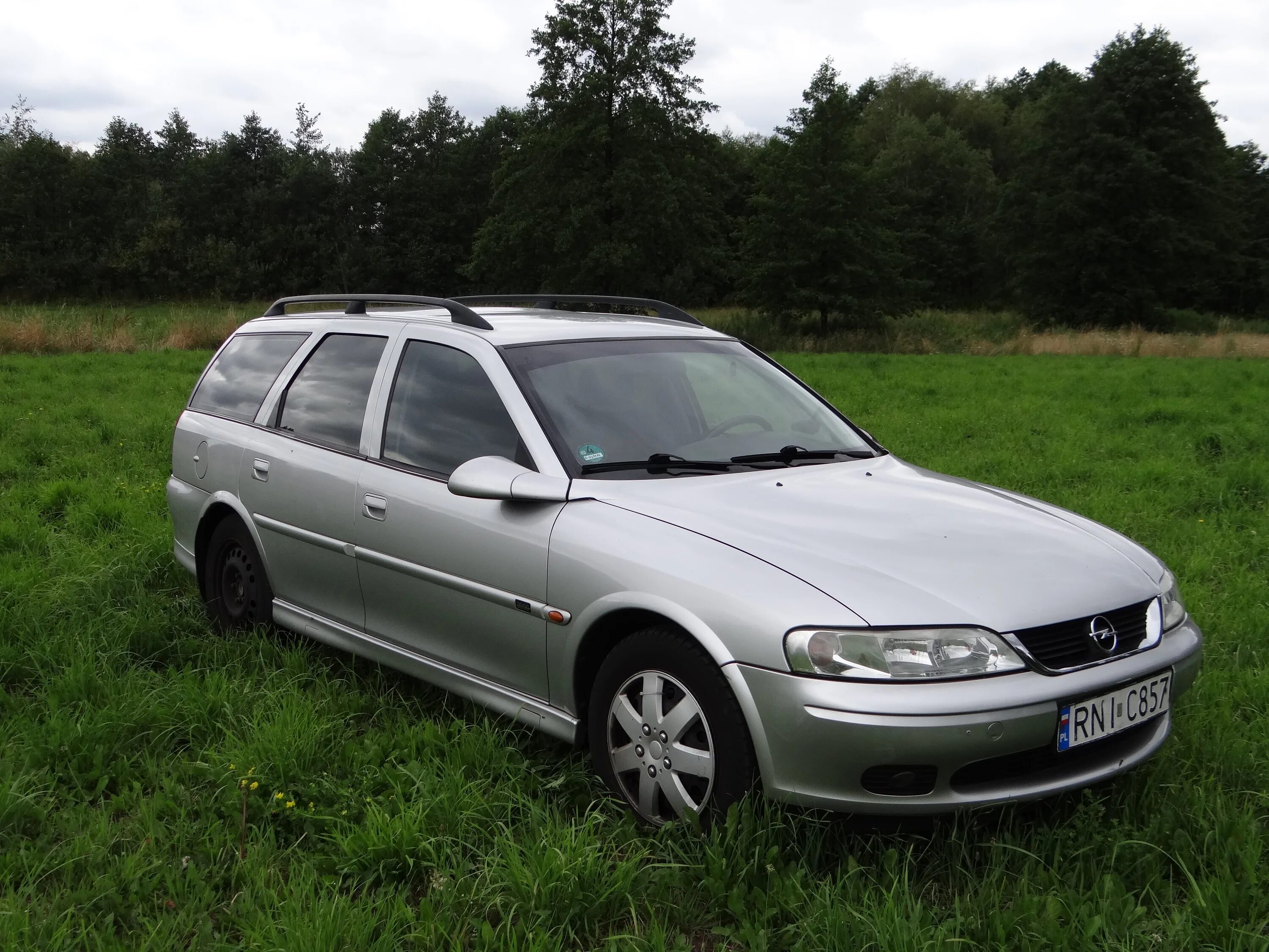 Opel Vectra Caravan 2000. Opel Vectra b 1.6. Опель Вектра универсал 2000. Опель вектор Караван 2000.