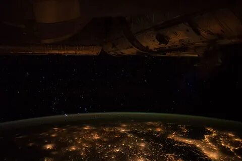 Что находится за космосом