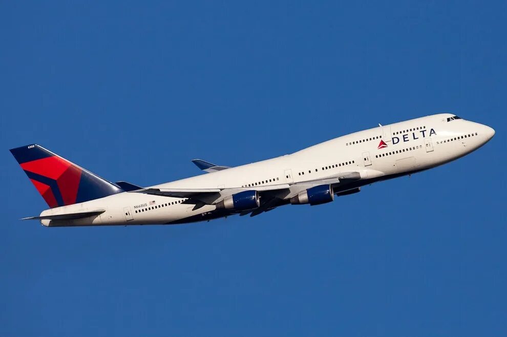 Боинг 747 дельта. Delta самолет. Дельта самолет. Delta airlines авиапарк. Авиакомпания delta airlines.