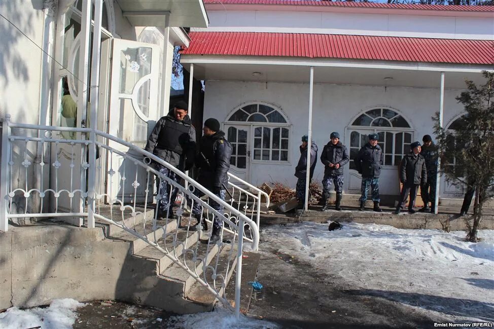 пагода куршаб. пагода куршаб. гульча ошская область. население куршаб. куршаб киргизия.