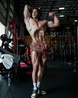 the beauty of male muscle: Brayan.