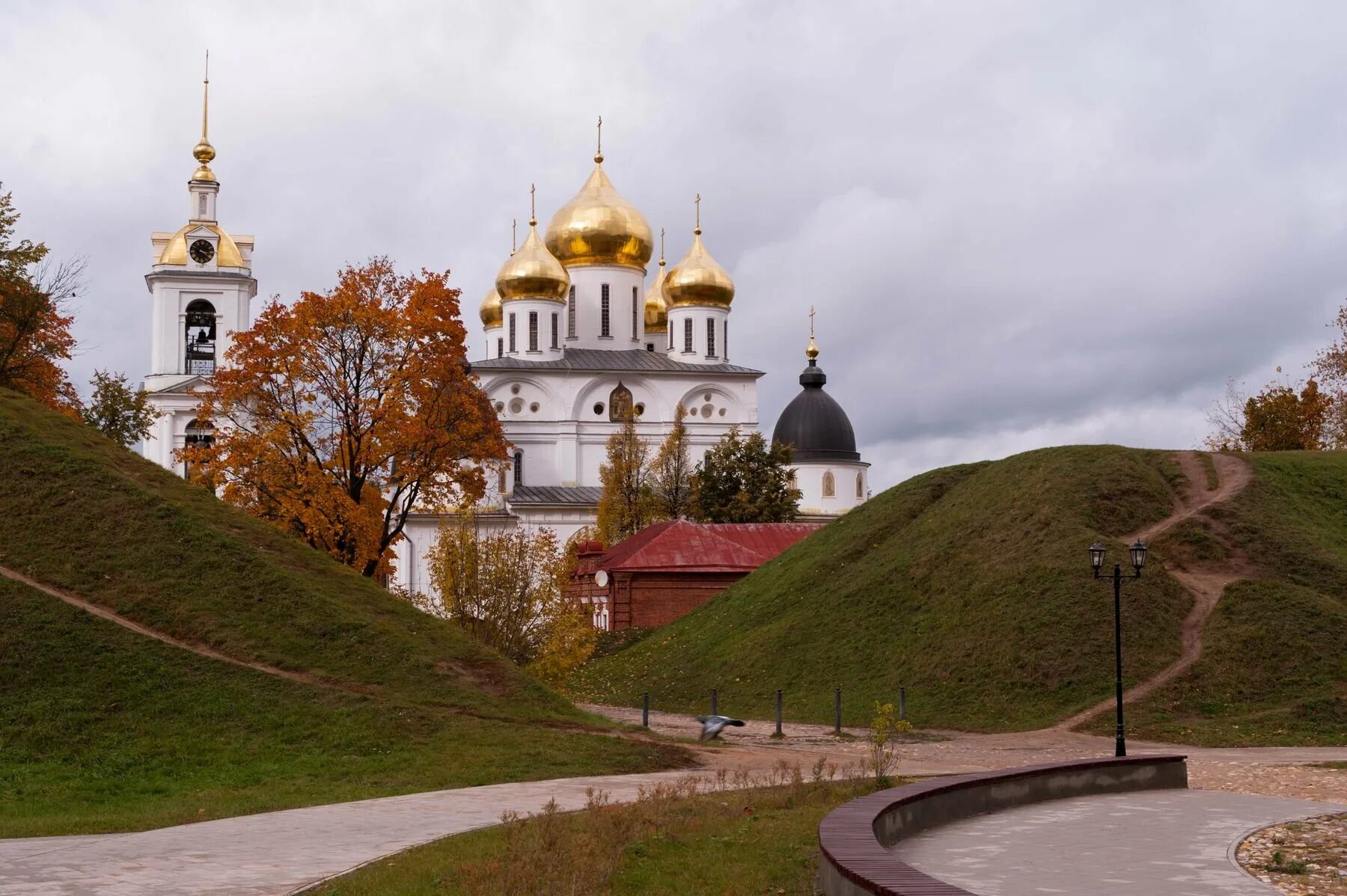 Музей-заповедник Дмитровский Кремль Дмитров. Дмитров город в Московской области. Город россии дмитров