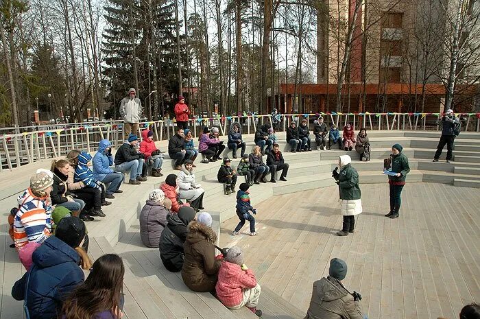 Никольское зеленоград. Зеленоградское кладбище. Птицы в парке Ровесник Зеленоград. Зеленоградское кладбище Зеленоградск. Восточное кладбище Зеленоград.