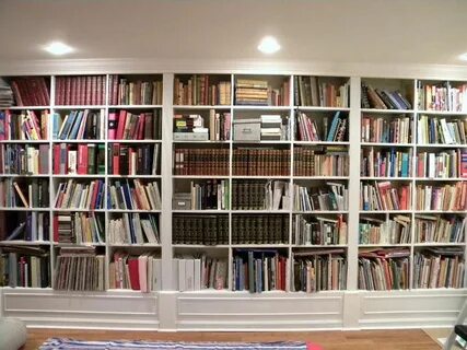 Большая книжная полка