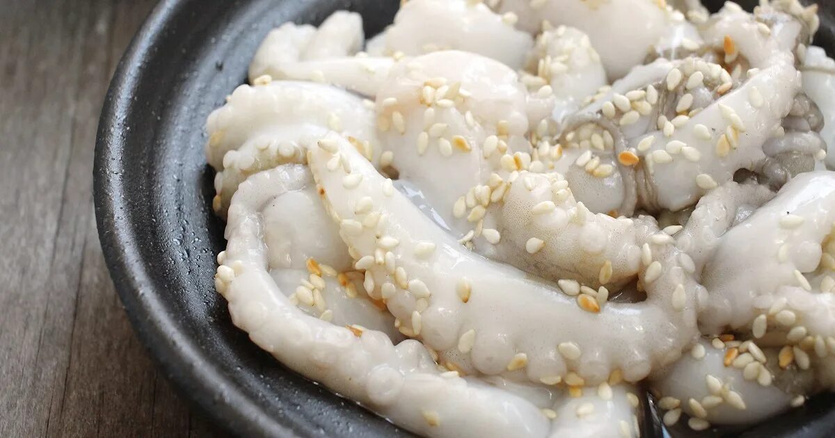 Корейские морепродукты. Корея морские гады черви. Кораллы морепродукты по корейски. Корейская море пролукт белого цвета.