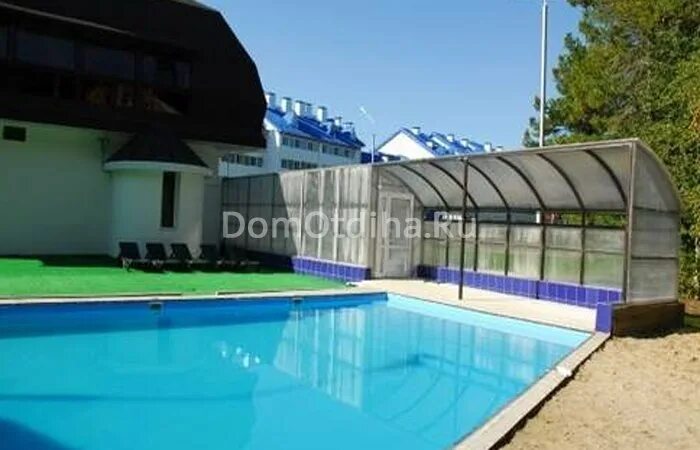 Банный дворик ханты мансийск телефон. Банный дворик ханты мансийск телефон. Югорская долина бассейн под открытым небом в ханты-мансийске. Ханты-мансийск горячий бассейн cronwell resort. Сауна югорская долина ханты-мансийск.