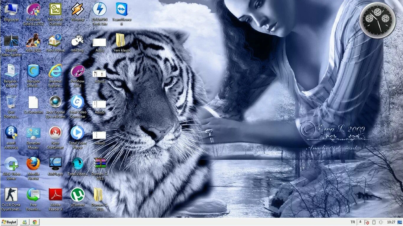 Женщина тигрица. Девушка с тигром зима. Женщина с тигром картинки. Скучаю по тебе тигр. Мужчина рожденный тигр