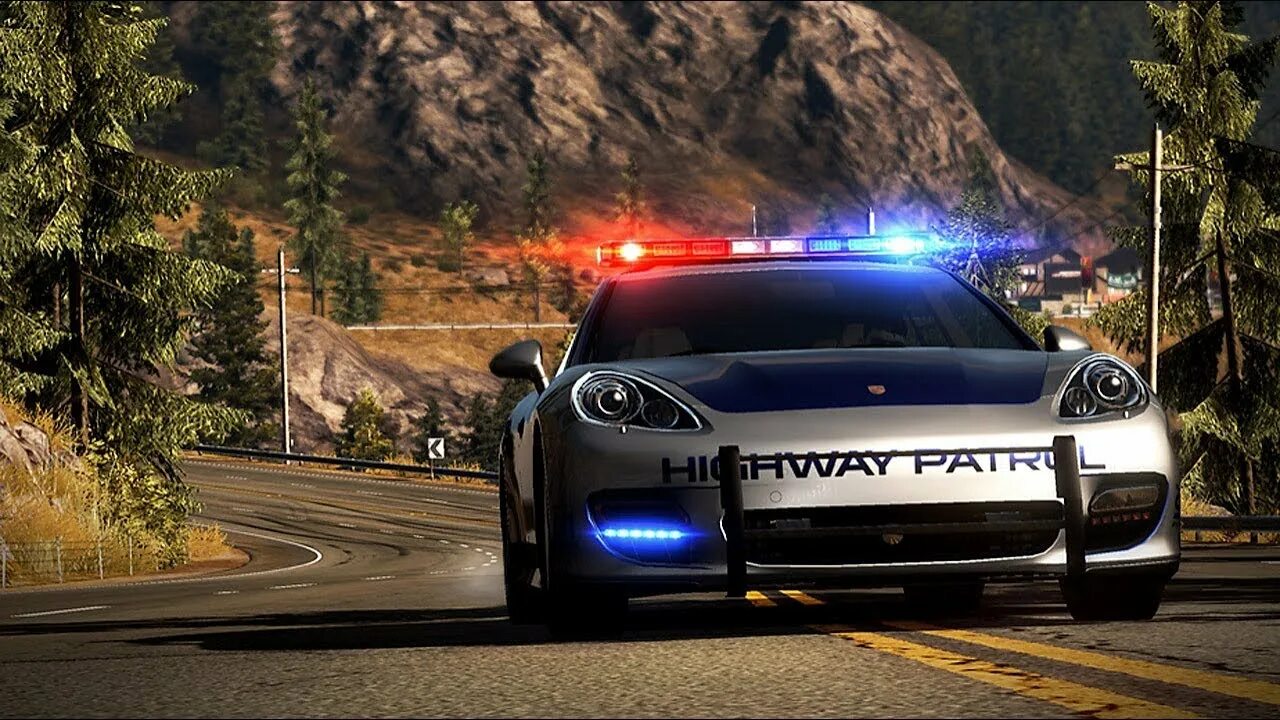 Nfs hot pursuit 2010. Need for speed: hot pursuit (2010). Нид фор спид hot pursuit. Nfs хот персьют. Полиция need for speed hot pursuit 2010.