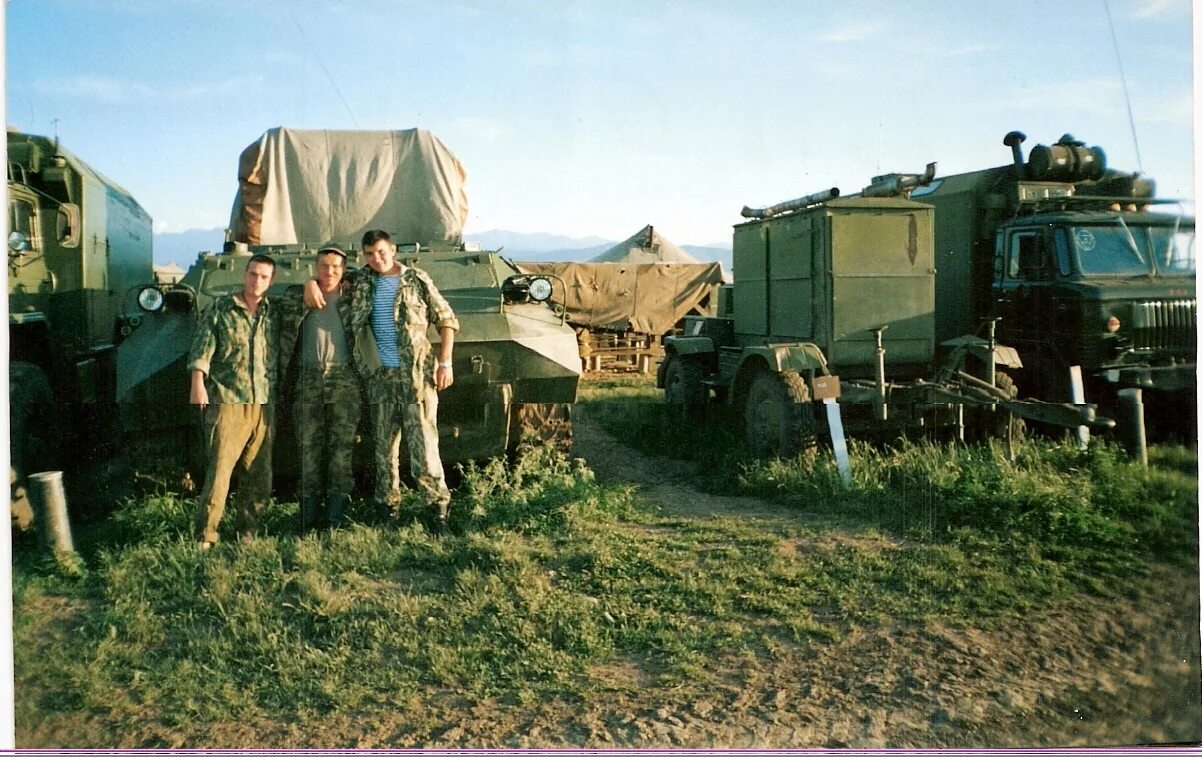 Чеченская республика военные части. Ханкала 2001 Чечня. Урус-Мартан 2001. Ханкала 2004.