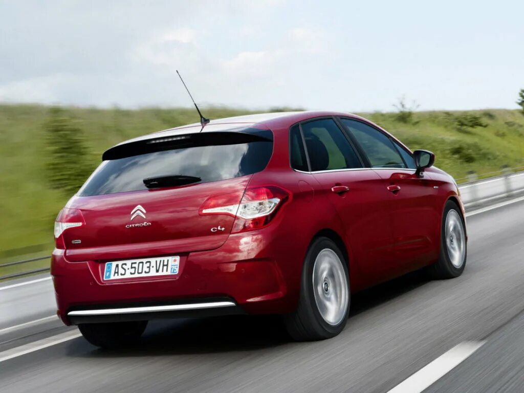 Citroen c4 Hatchback. Citroën c4 хэтчбек. Citroen c4 2 хэтчбек. Citroen c4 2010. Картинка хэтчбек