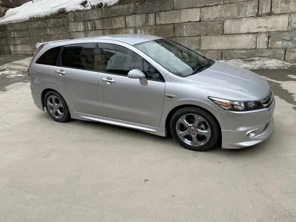 Honda stream 2008. Хонда стрим 2008 год. Хонда стрим 2008 год. Honda stream 2008 exterior. Хонда стрим rsz.