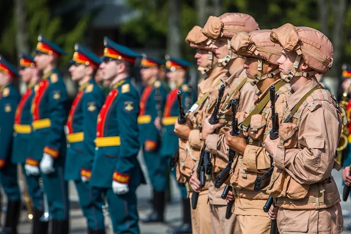 Военные войска а б в г. Военная форма. Вооруженные силы. Вооруженные силы России. Вооруженнветсилы России.