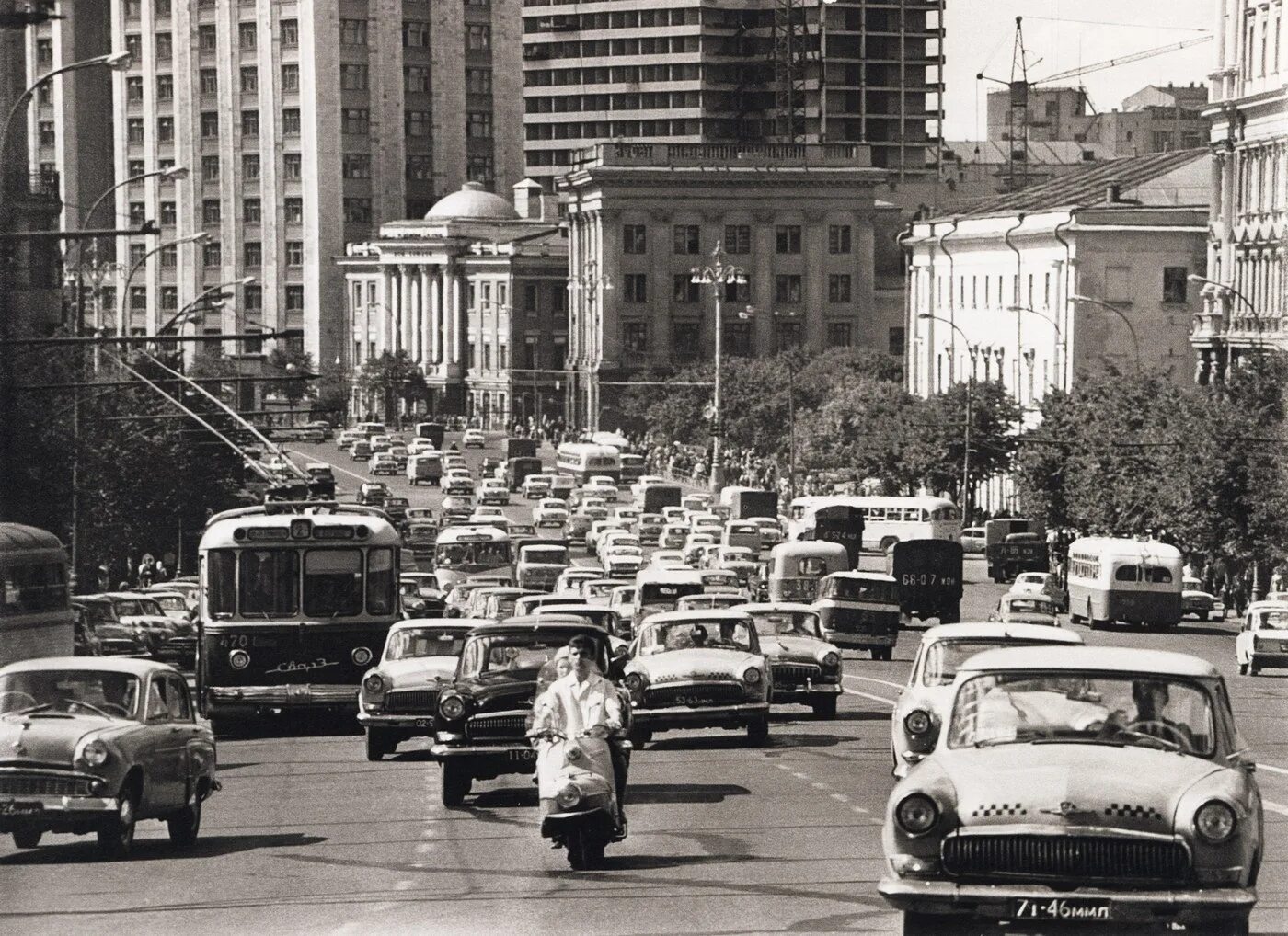 Москва в фотографиях Наума Грановского 20е годы.