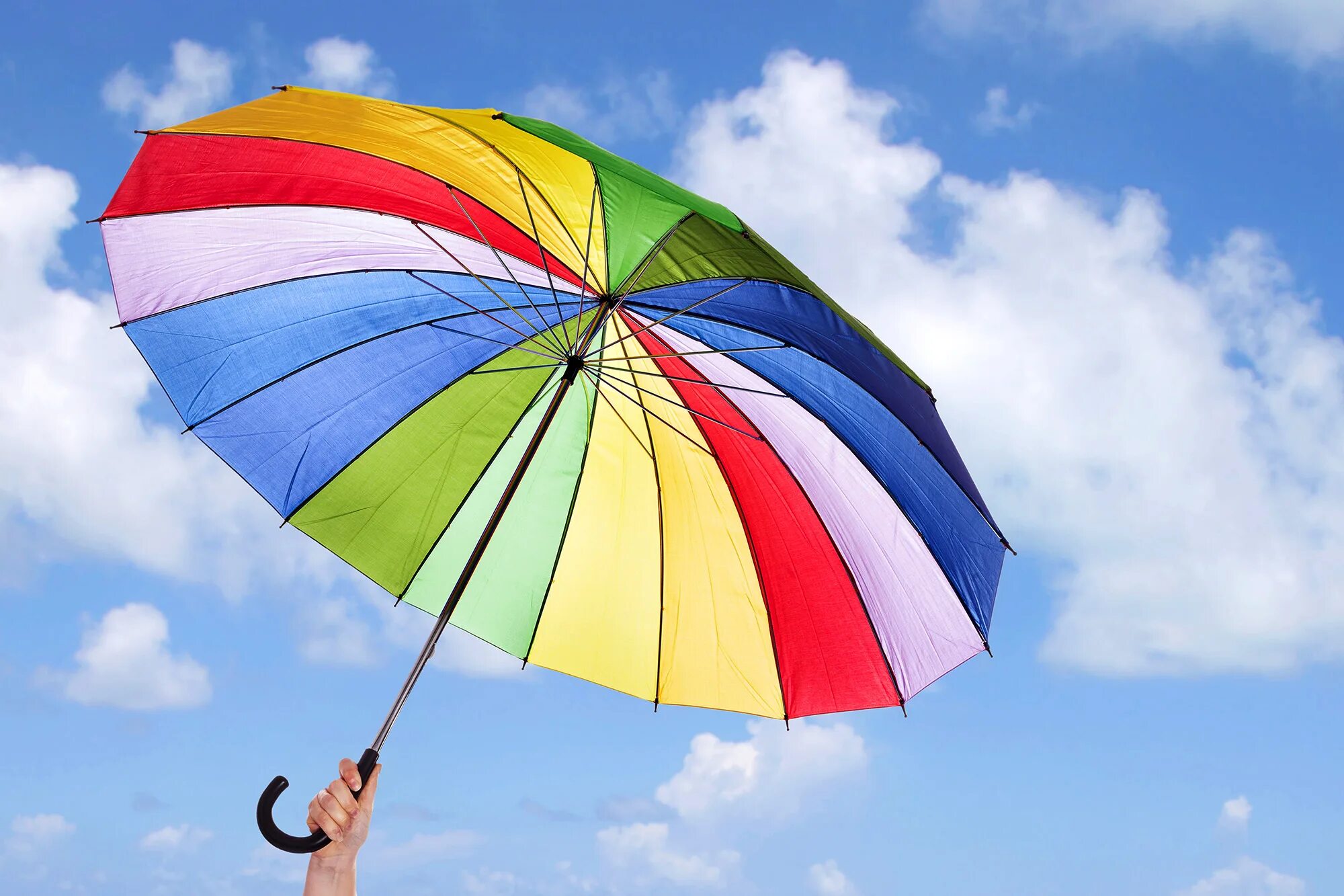 Разноцветный зонт. Радужные зонтики. Разноцветные зонтики. Радужный зонт. Яркий зонтик