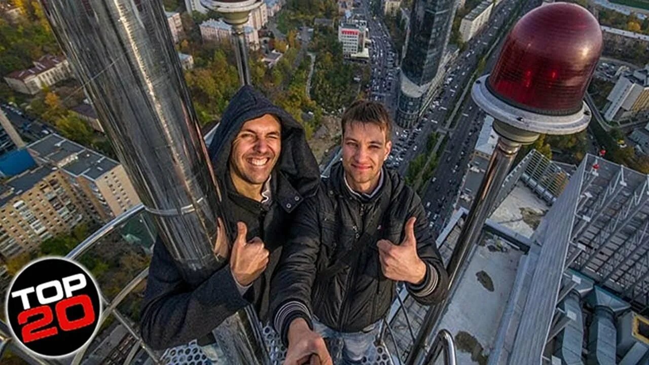 Самого крутого человека. Опасные селфи. Опасноcyjt селфи. Селфи в опасных местах. Самый крутой человек в мире.