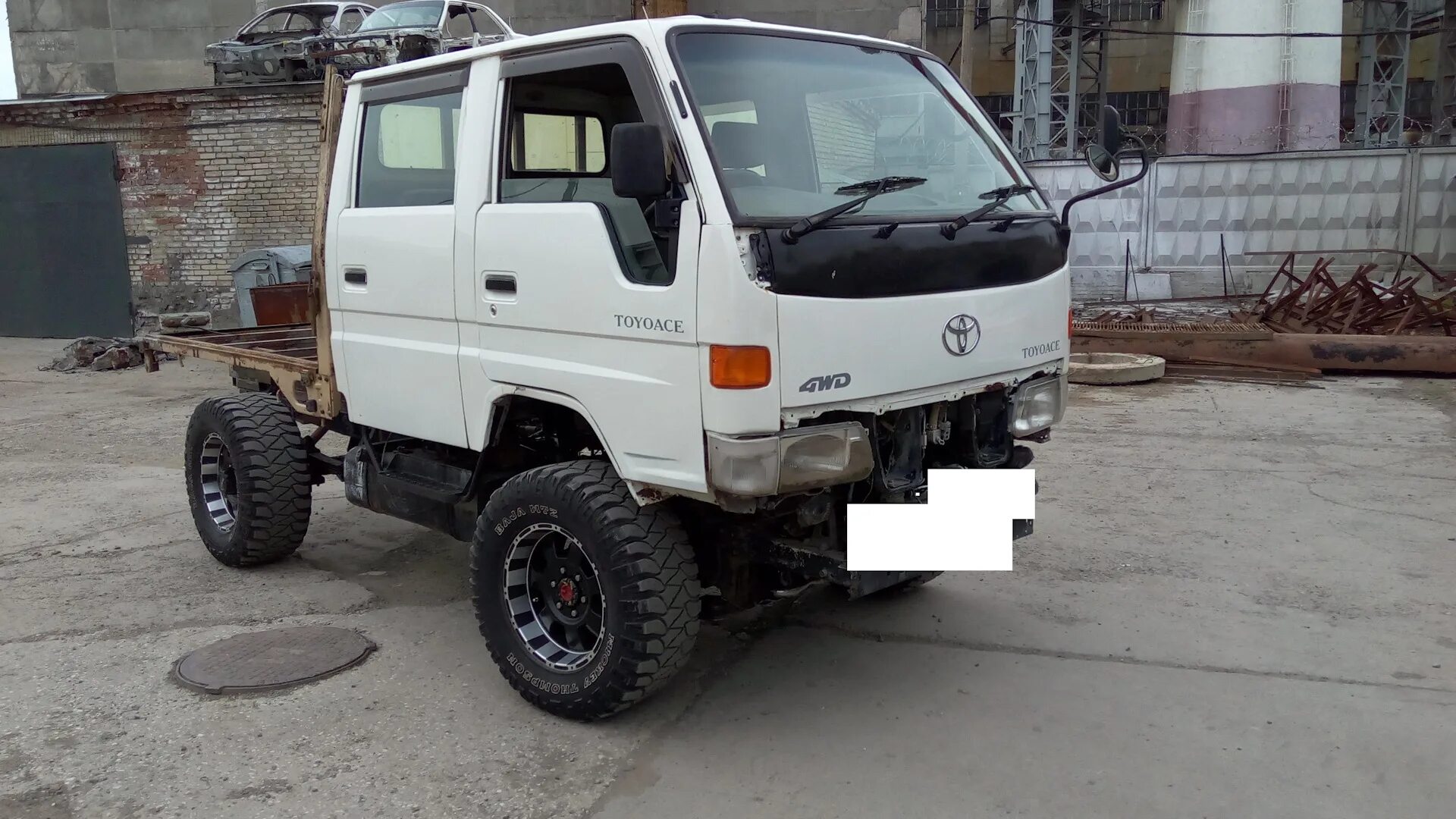 Тойота тойоайс грузовик. Toyota Dyna 4wd. Тойота Дюна 4 ВД. Тойота Дюна двухкабинник 4х4. Грузовик Тойота Тойоайс двухкабинник.