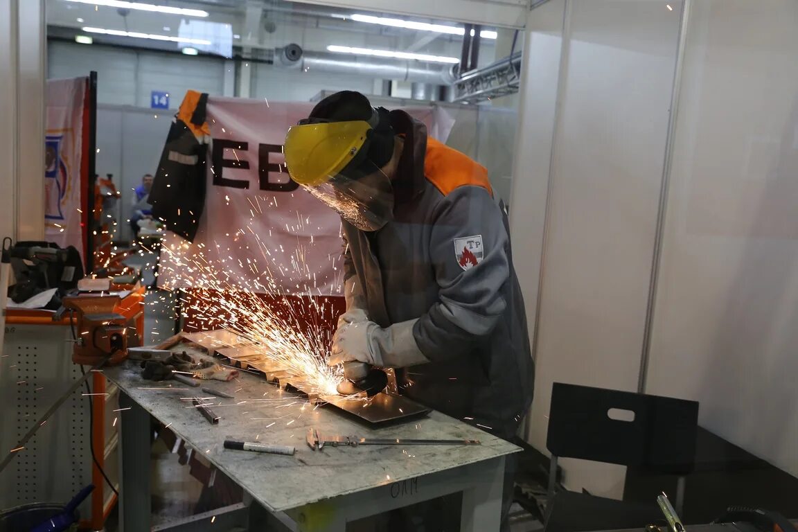 Евраз автоматика. Сварочные технологии WORLDSKILLS. Сварщик ЕВРАЗ. Ворлдскиллс ЕВРАЗ. Чемпионат по сварке.