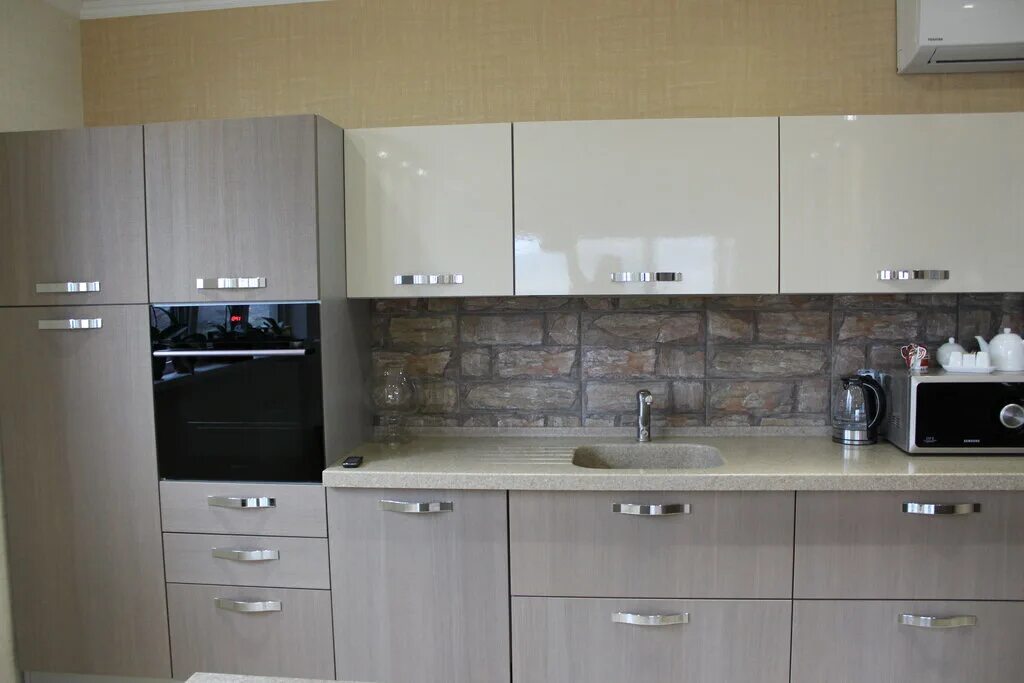 кухня своими руками новороссийская. старый кухонный гарнитур. кухня самостоятельно. деревянный кухонный гарнитур. декор для кухни.