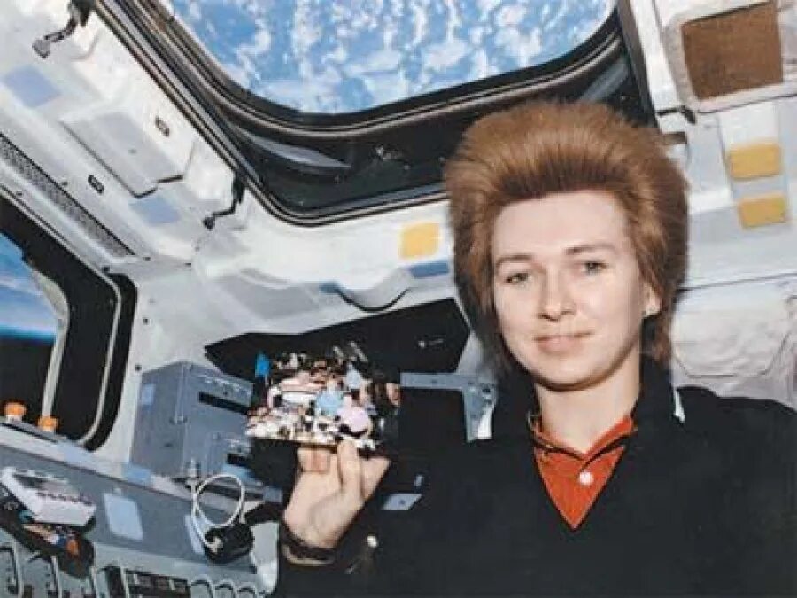 1 женщина побывавшая в космосе. Кондакова космонавт.