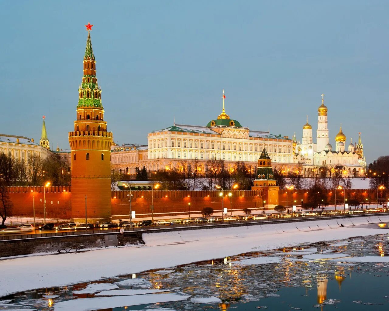 Будет ли москва столицей россии. Москва Kremlin. Московский Кремль Moscow Kremlin. Красивая Россия. Кремль зима.